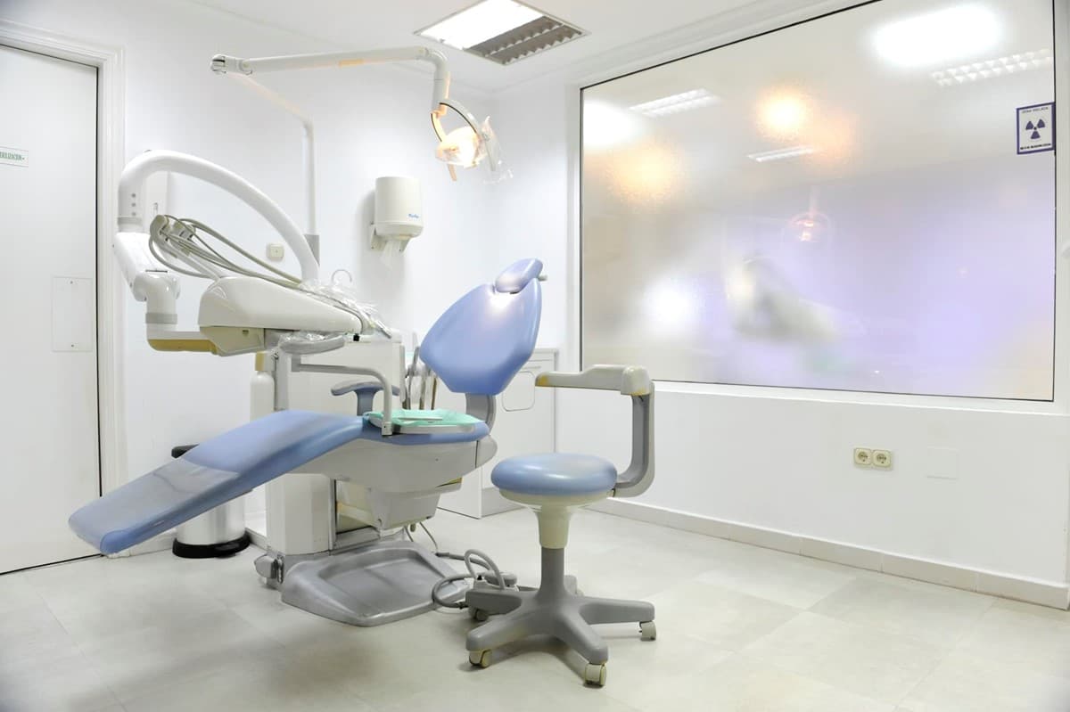 Clínica Dental Alborés en Ribeira